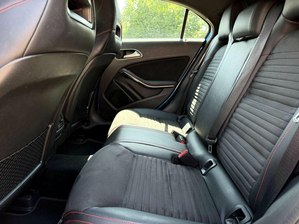 Mercedes-Benz A Class A 250 4Matic Amg Premium Blue #34