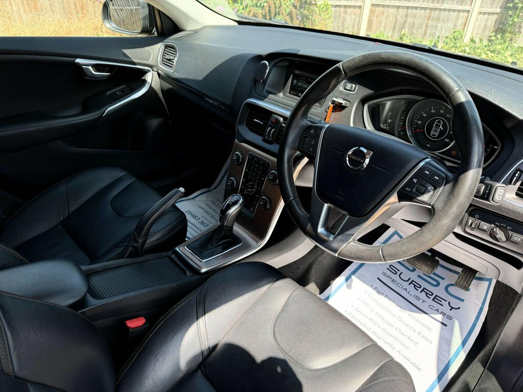 Volvo V40 Cross Country V40 Cross Country T3 Black #5