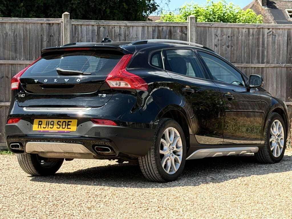 Volvo V40 Cross Country V40 Cross Country T3 Black #3