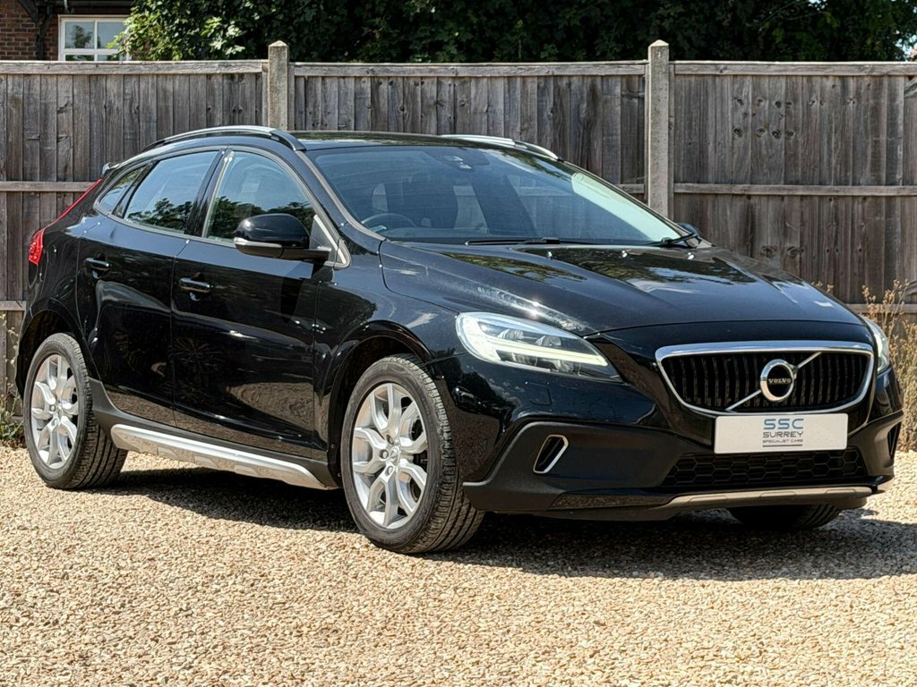 Volvo V40 Cross Country V40 Cross Country T3 Black