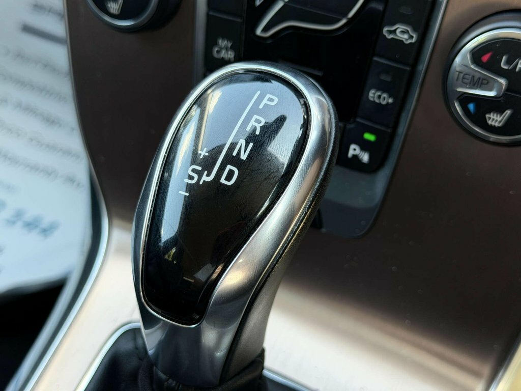 Volvo V40 Cross Country 1.5 V40 Cross Country Professional T3 Black #51