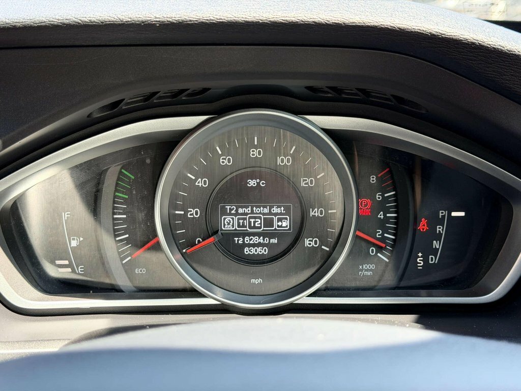 Volvo V40 Cross Country 1.5 V40 Cross Country Professional T3 Black #40