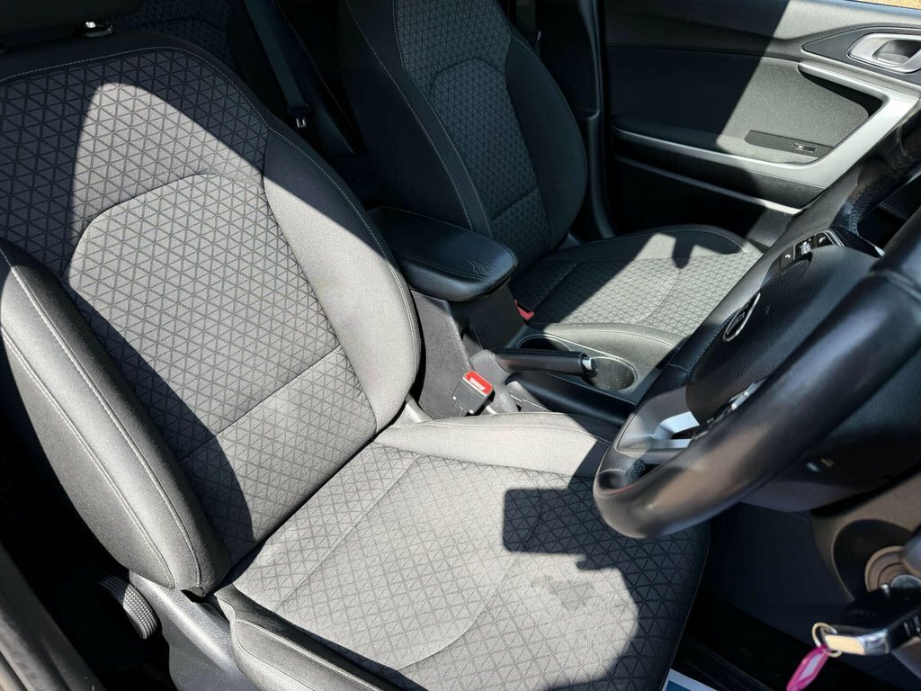Kia Xceed 1L 2 Black #5