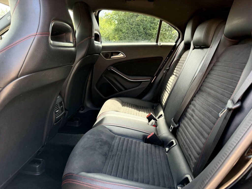 Mercedes-Benz A Class 1.6 A180 Se Executive Hatchback Manua Blue #33