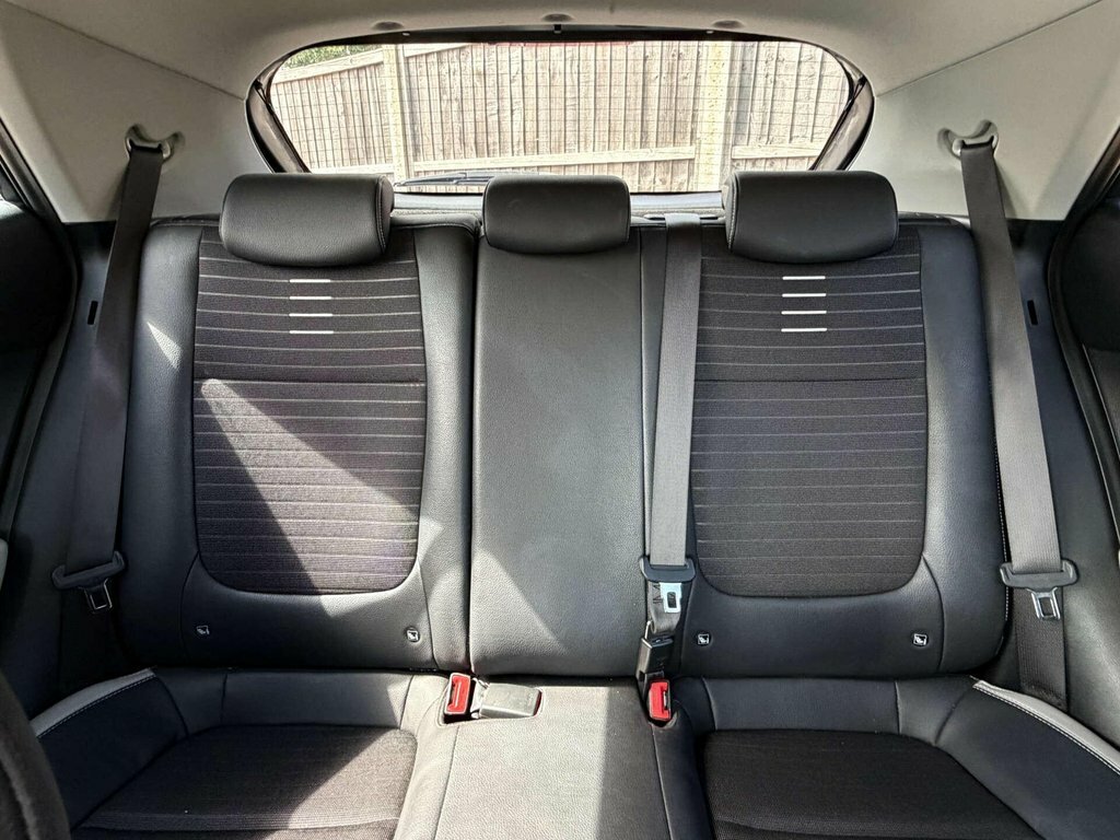 Kia Stonic 1.0 T-gdi 2 Euro 6 Ss White #66