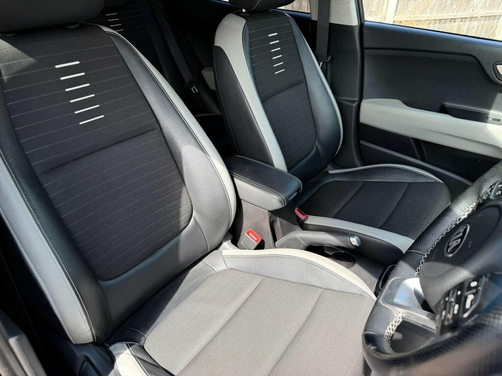 Kia Stonic 1.0 T-gdi 2 Euro 6 Ss White #30