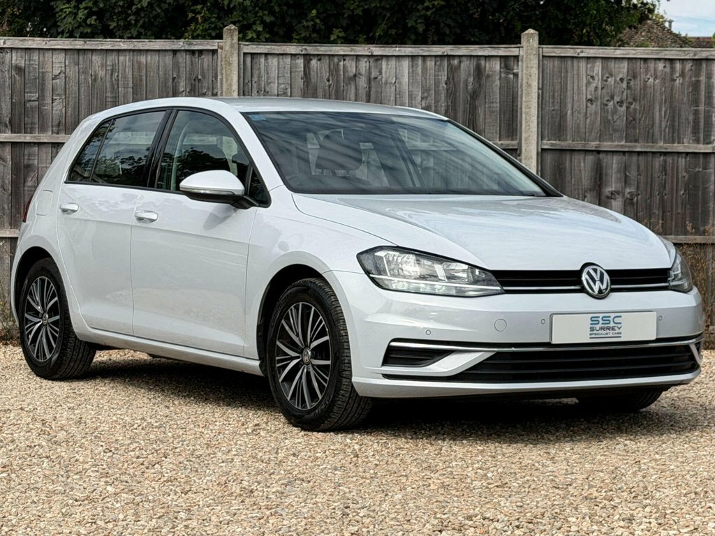 Volkswagen Golf 1.5L Se White