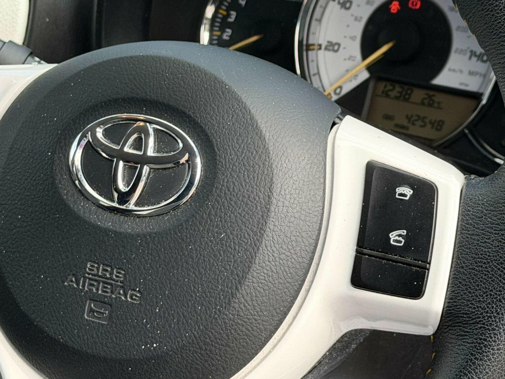 Toyota Yaris 1.3L Tr Red #41