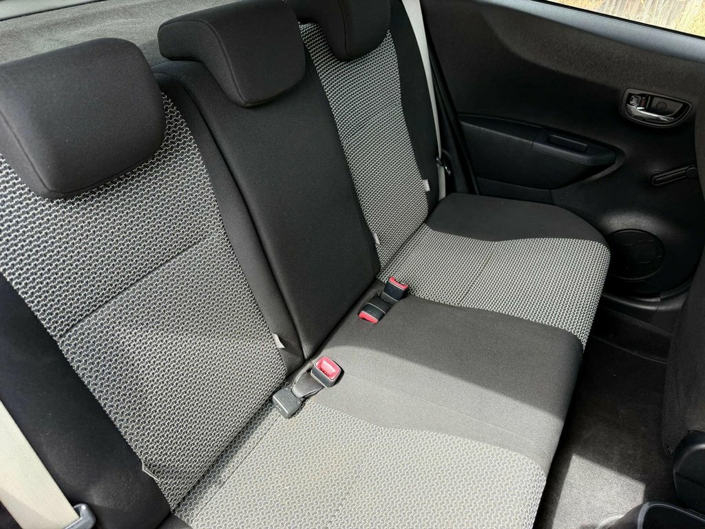 Toyota Yaris 1.3L Tr Red #34