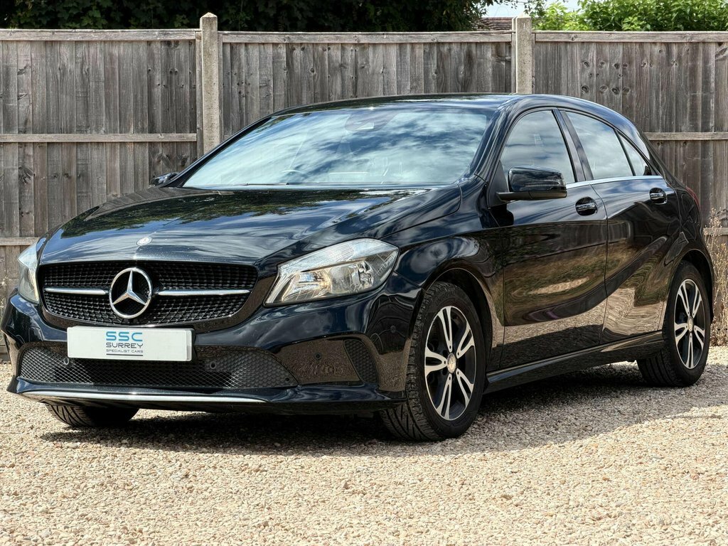 Mercedes-Benz A Class 1.6L Se Black #2