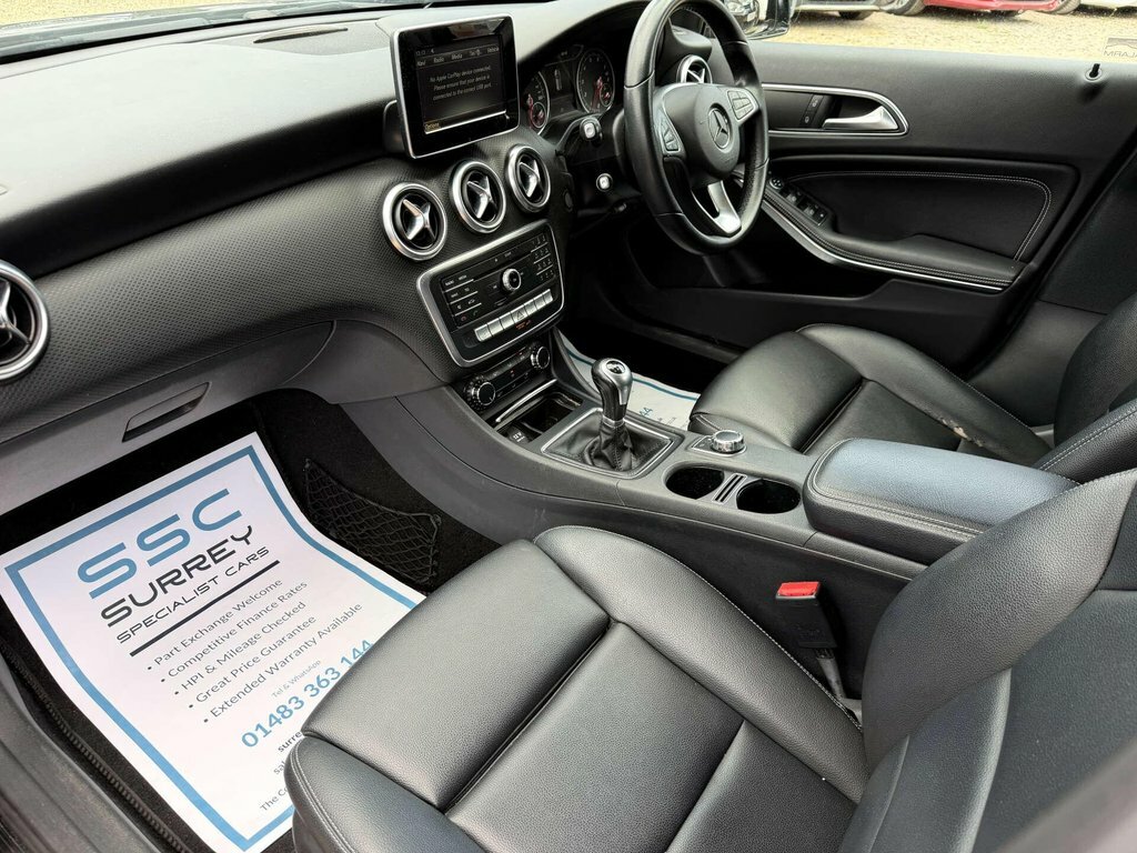 Mercedes-Benz A Class 1.6L Se Black #6