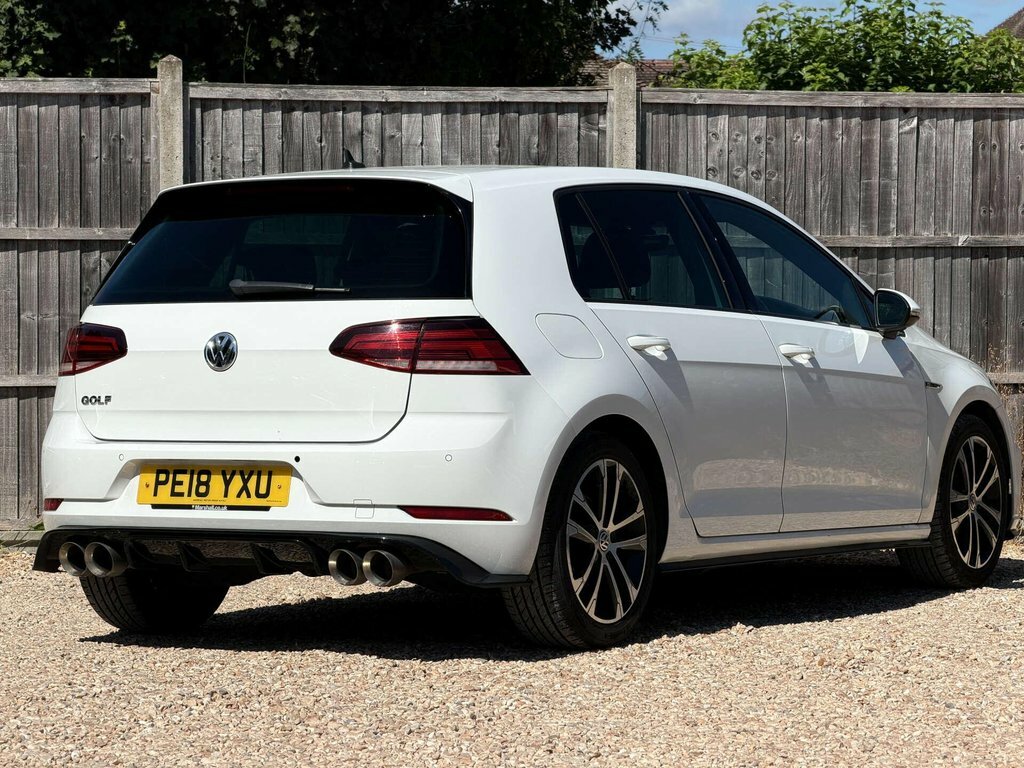 Volkswagen Golf 1.5L R-line White #3
