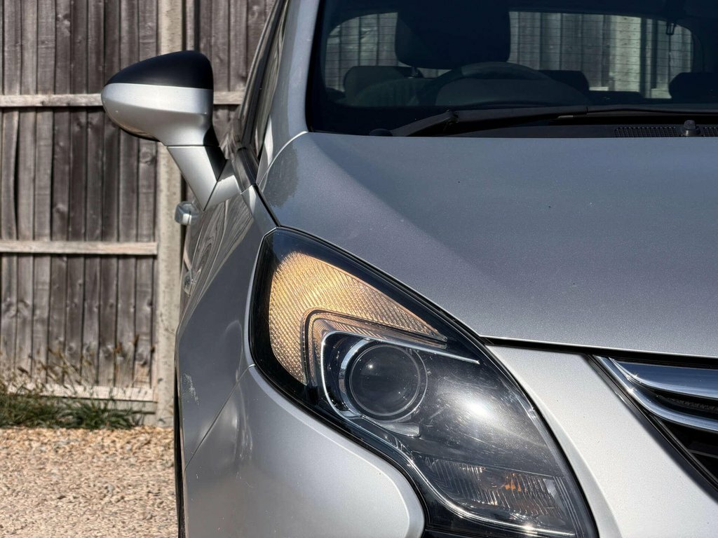 Vauxhall Zafira Tourer Tourer 2.0 Sri Cdti Ss 168 Bhp Silver #17