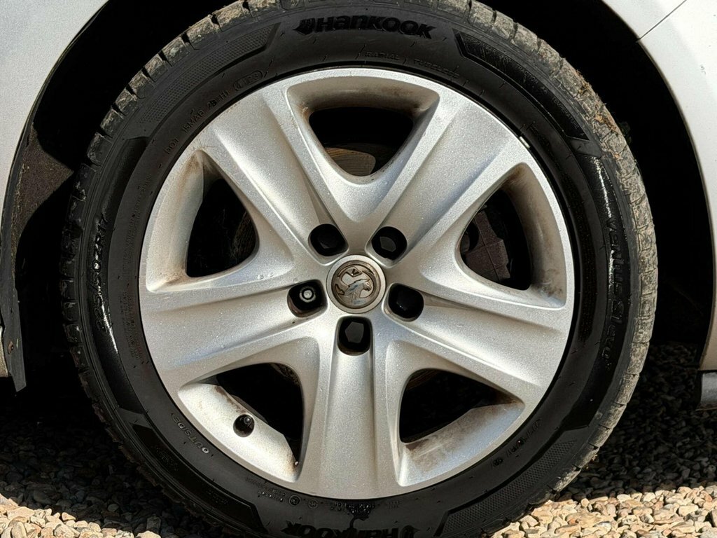Vauxhall Zafira Tourer Tourer 2.0 Sri Cdti Ss 168 Bhp Silver #26
