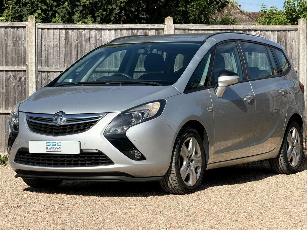 Vauxhall Zafira Tourer 1.4L Exclusiv Silver #2