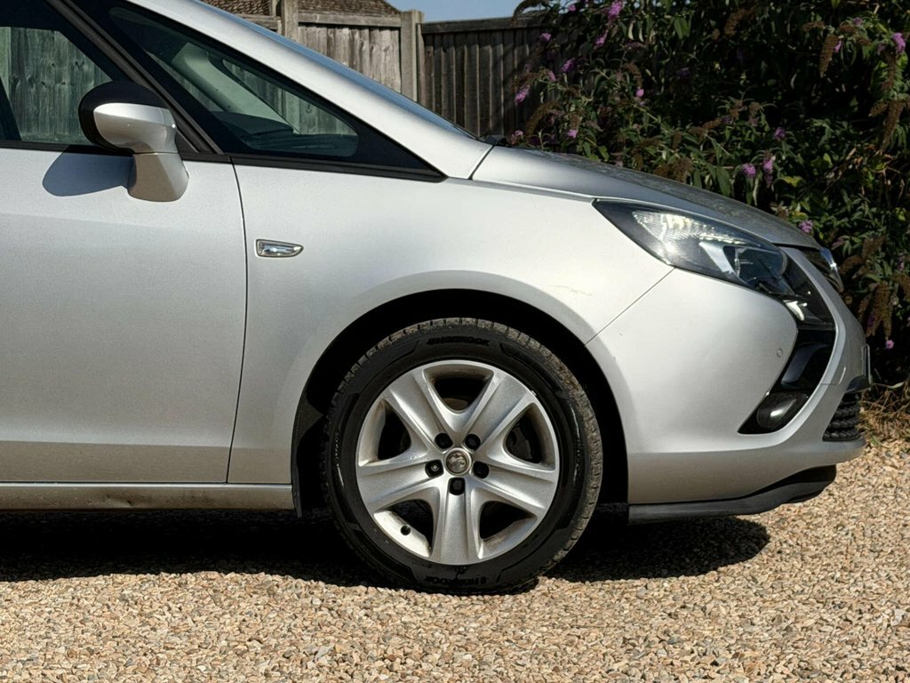 Vauxhall Zafira Tourer Tourer 2.0 Sri Cdti Ss 168 Bhp Silver #19
