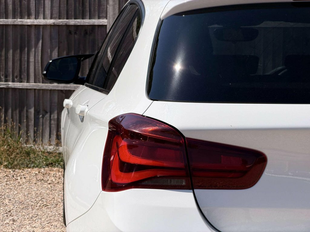 BMW 1 Series 118I M Sport Shadow Edition 5-Door White #24