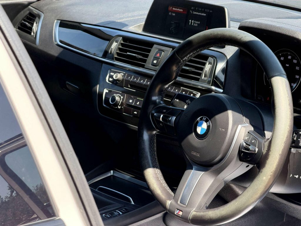 BMW 1 Series 118I M Sport Shadow Edition 5-Door White #39