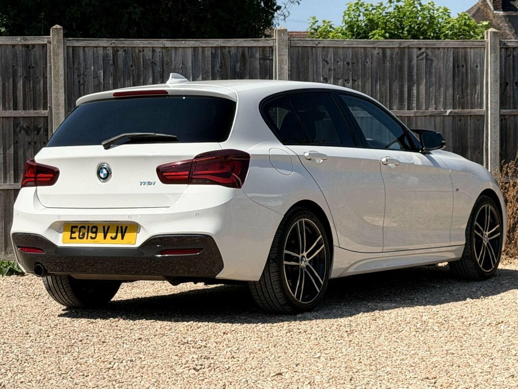 BMW 1 Series 1.5L M Sport Shadow Edition White #3
