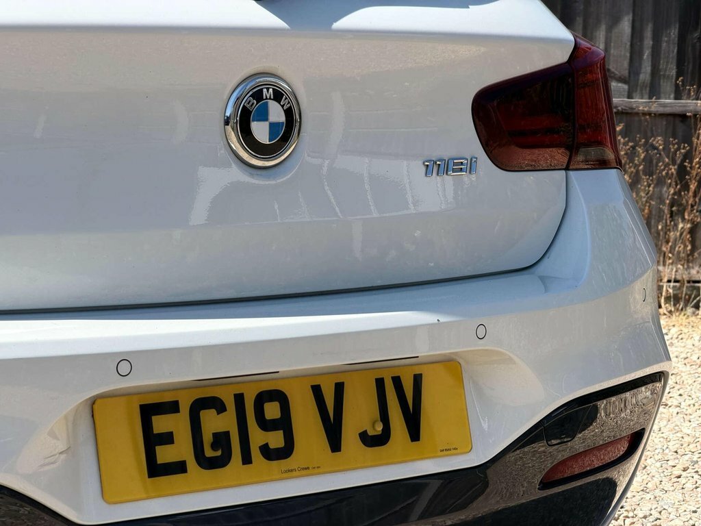 BMW 1 Series 118I M Sport Shadow Edition 5-Door White #23