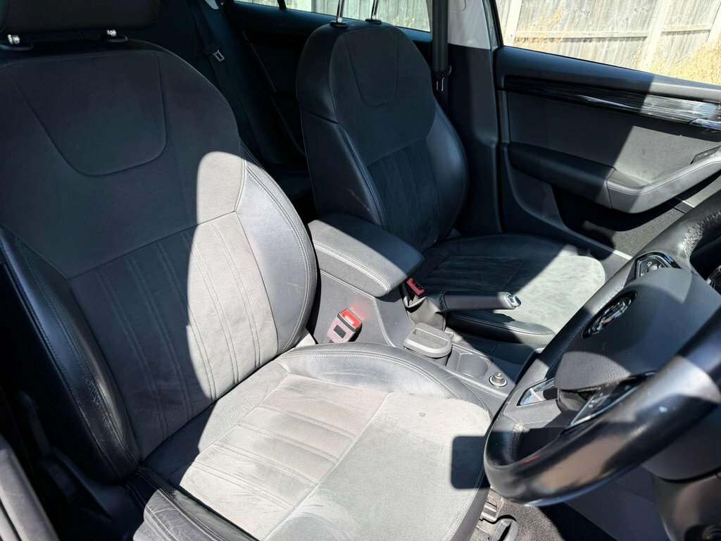 Skoda Octavia 1.5L Se L Grey #5