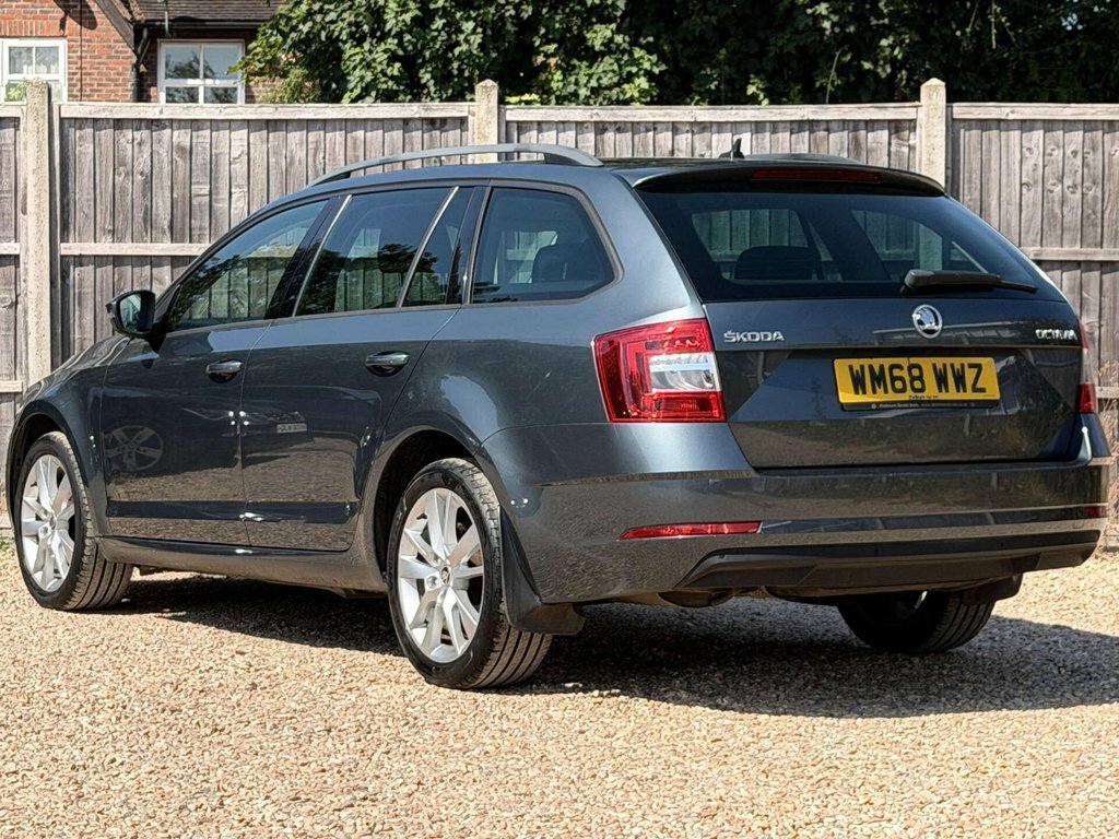 Skoda Octavia 1.5L Se L Grey #4
