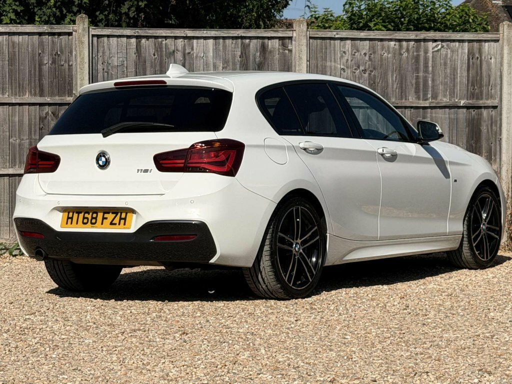 BMW 1 Series 1.5L M Sport Shadow Edition White #3