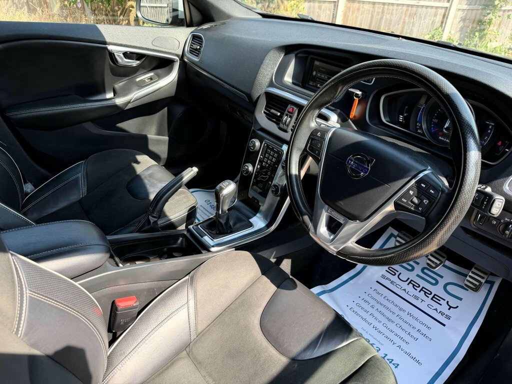 Volvo V40 2L R-design Black #4