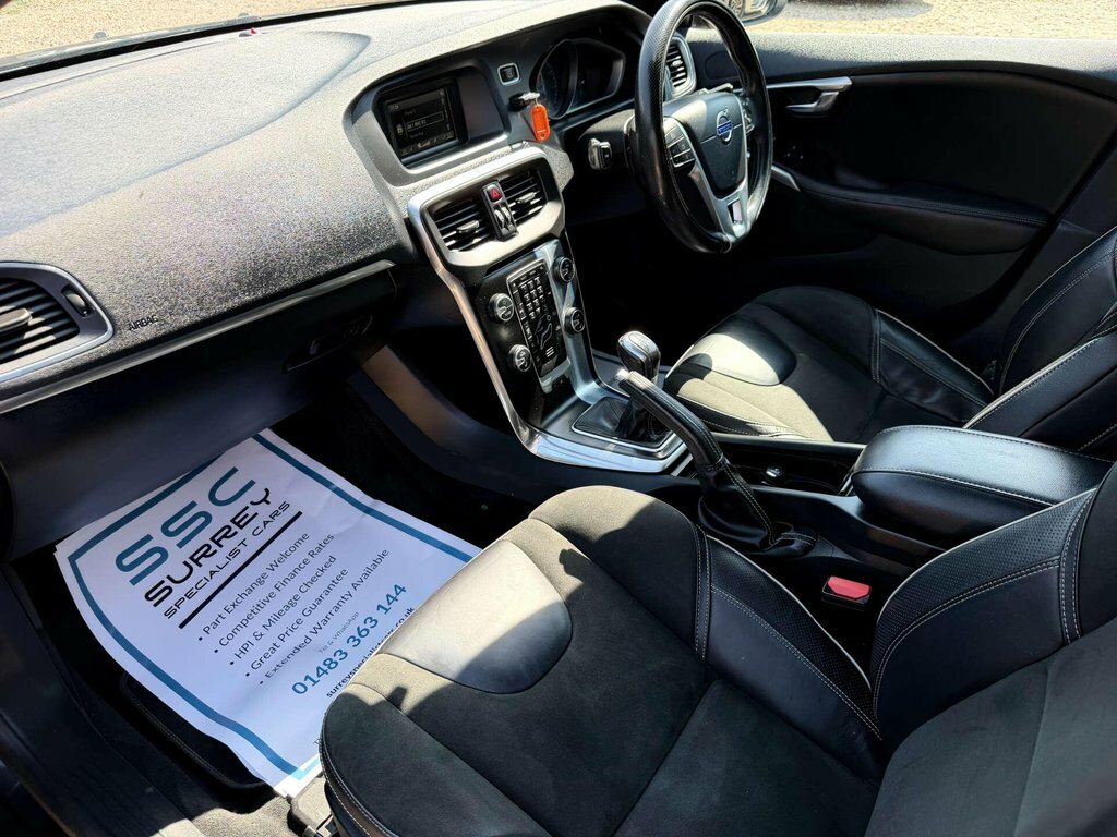 Volvo V40 2L R-design Black #5