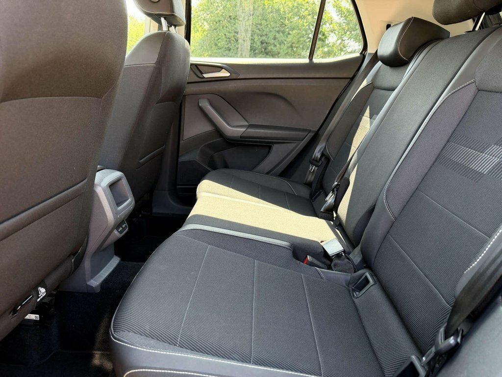 Volkswagen T-Cross 1.0 Tsi 110 Se Estate White #31