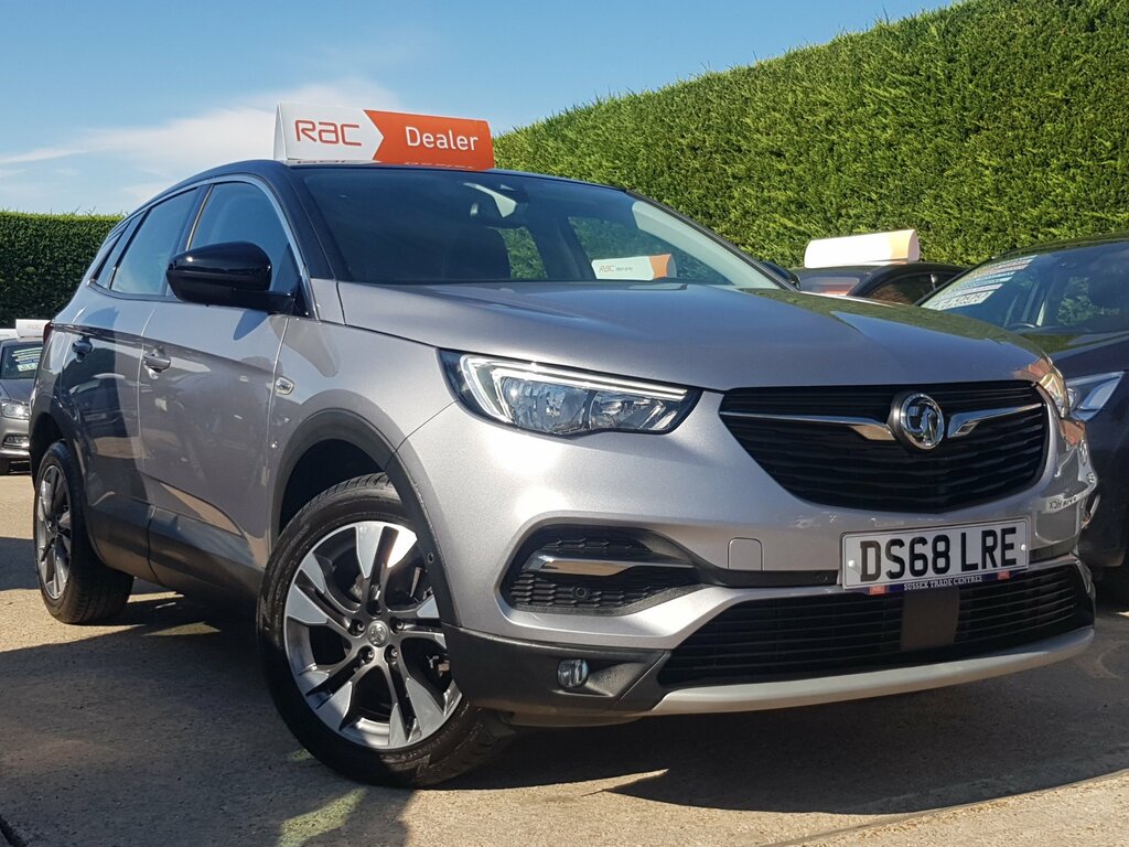Vauxhall Grandland X 1.2 Turbo Gpf Sport Nav - Only 30,000 Mi Grey