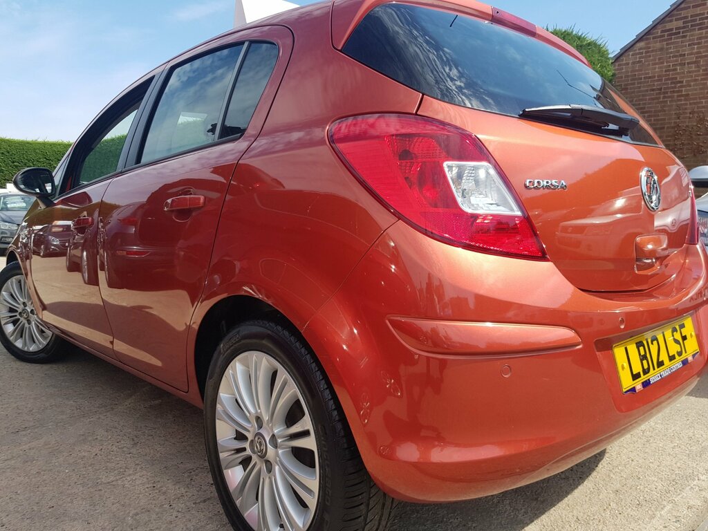 Vauxhall Corsa 1.4 Sri 98 Bhp Pan Roof Vxr Styling White #8