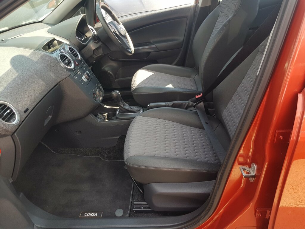 Vauxhall Corsa 1.4 Sri 98 Bhp Pan Roof Vxr Styling White #14