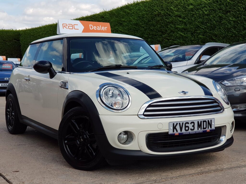 Mini Hatch 1.6 One Baker Street - Only 2 Owners From New White