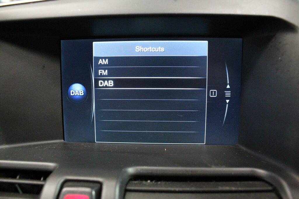Volvo XC60 Suv 2.4 D5 Se Lux Nav Geartronic Awd Euro 5 2 Grey #16