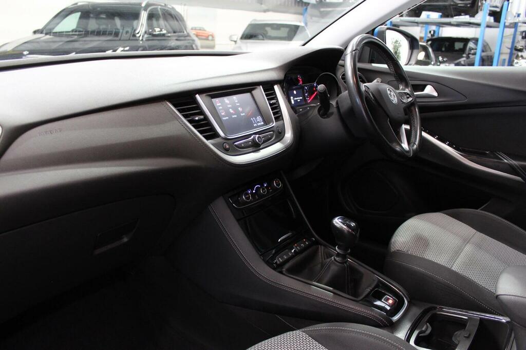 Vauxhall Grandland X 1.5 Turbo D Blueinjection Se Euro 6 Ss Blue #3