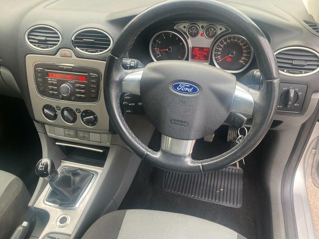 Ford Focus 2010 Ford Focusnbsp1.8 Zetec S 2 Keys Grey #18