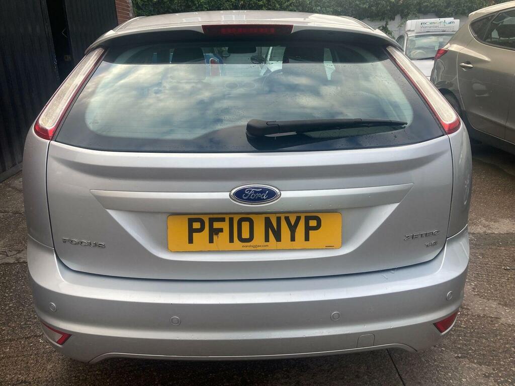 Ford Focus 2010 Ford Focusnbsp1.8 Zetec S 2 Keys Grey #5