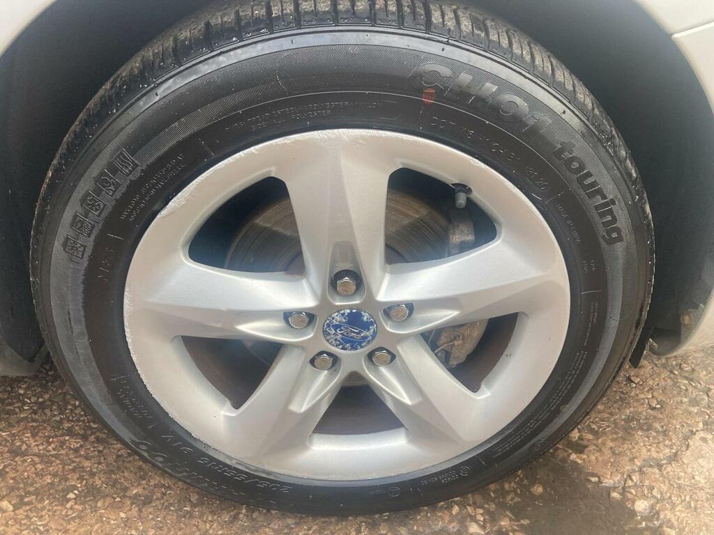 Ford Focus 2010 Ford Focusnbsp1.8 Zetec S 2 Keys Grey #13
