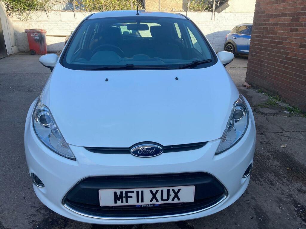Ford Fiesta 1.25 Zetec White #2
