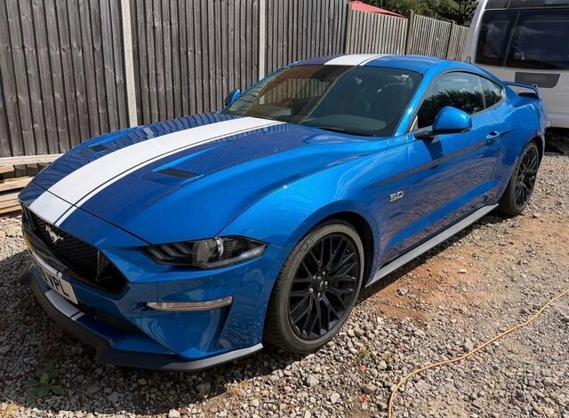 Ford Mustang V8 Gt Fastback Selshift Blue