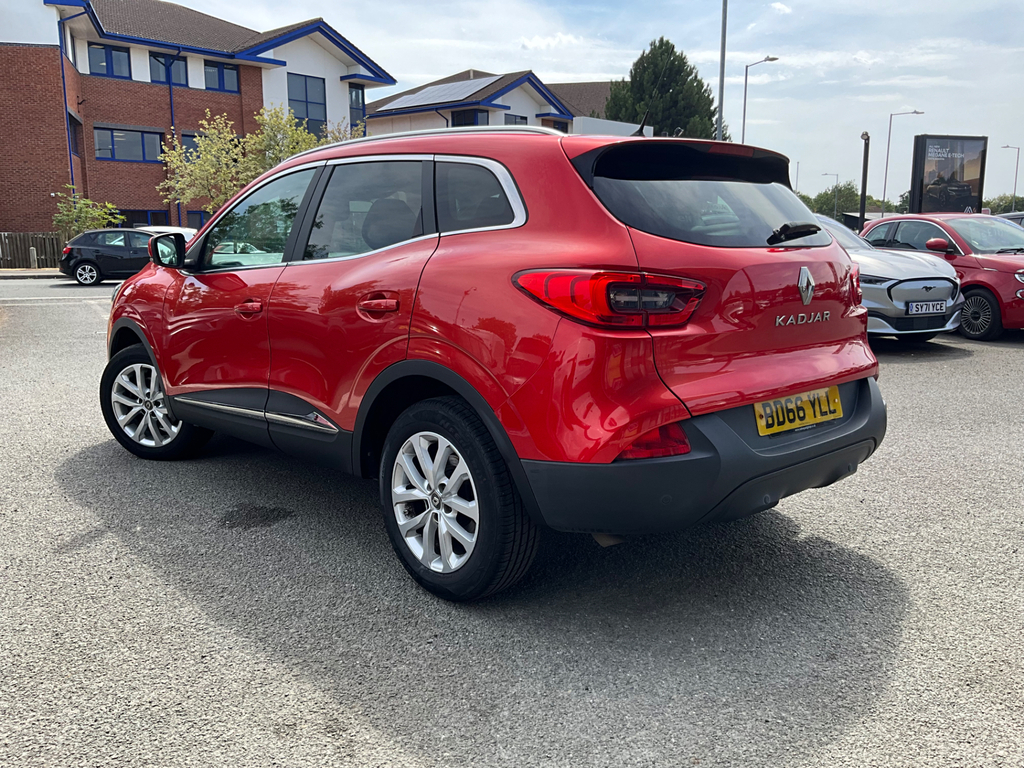 Renault Kadjar 1.6 Dci Dynamique Nav Suv  #2