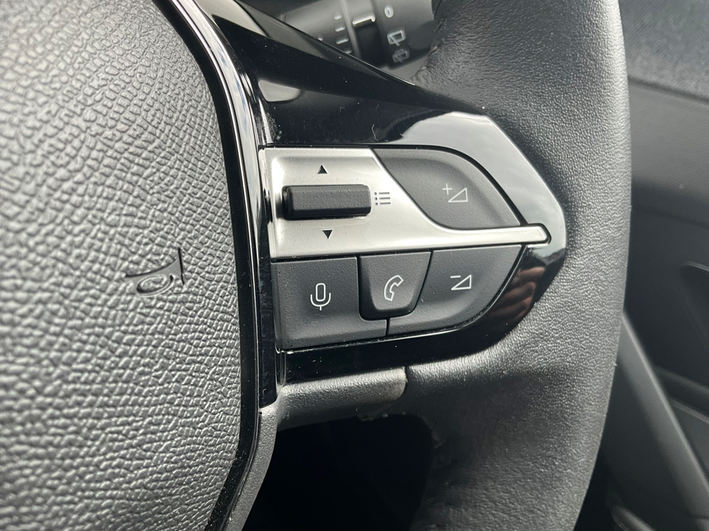 Peugeot 308 1.2 Puretech Active Premium Eat8 Black #20