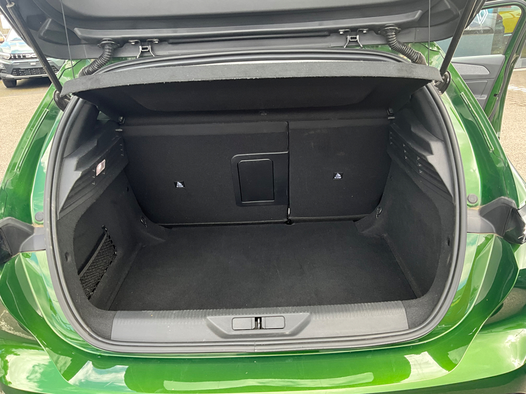 Peugeot 308 1.2 Puretech Active Premium Eat8 Black #15