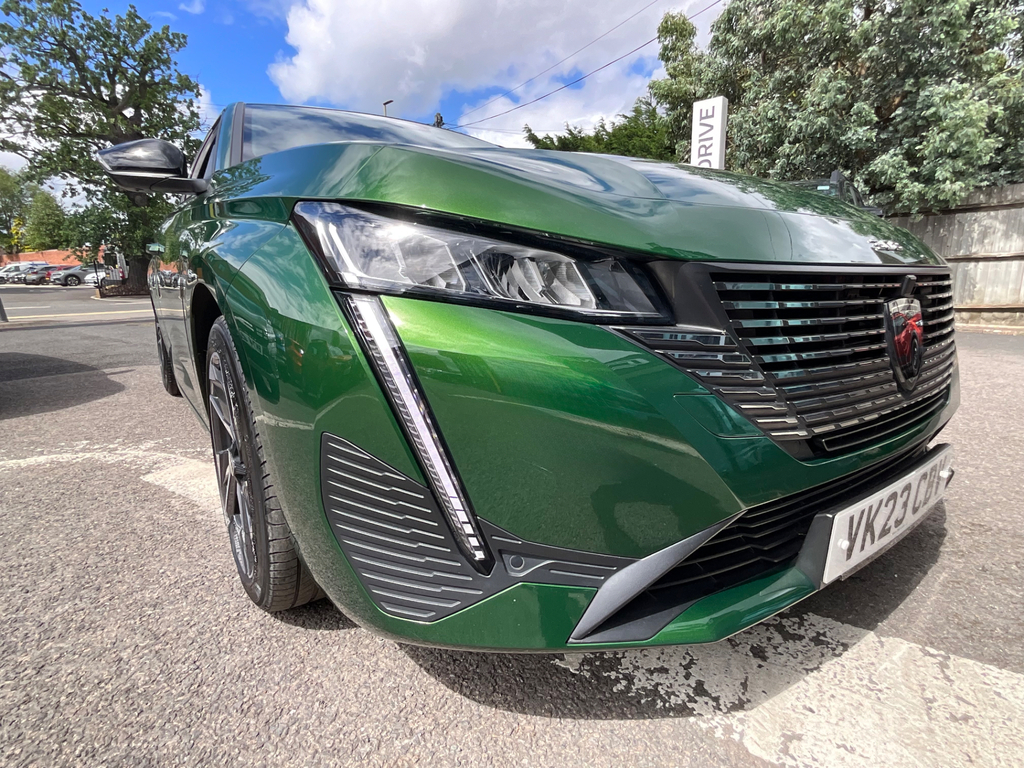 Peugeot 308 1.2 Puretech Active Premium Eat8 Black #35