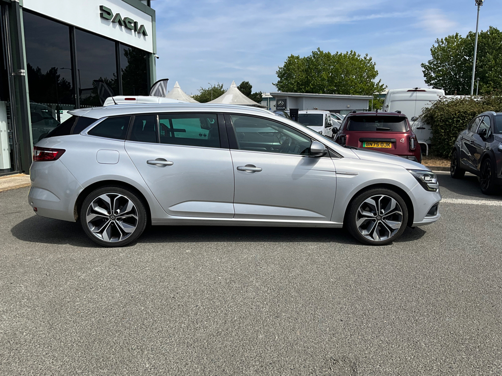 Renault Megane 1.6Dci Signature Tourer #3