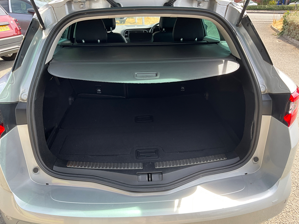 Renault Megane 1.6Dci Signature Tourer #6