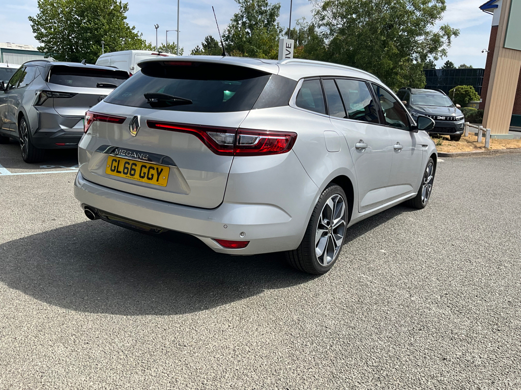 Renault Megane 1.6Dci Signature Tourer #4