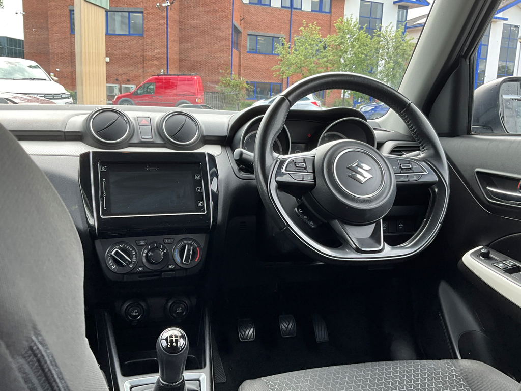 Suzuki Swift 1.2 Dualjet 83 12V Hybrid Sz5 Red #23