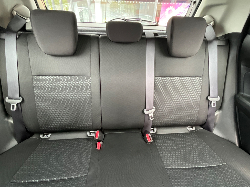 Suzuki Swift 1.2 Dualjet 83 12V Hybrid Sz5 Red #28